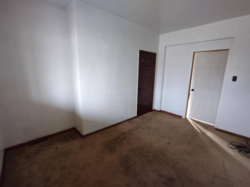 Apartment for rent at 1525 Plum St #1, Steubenville, OH 43952