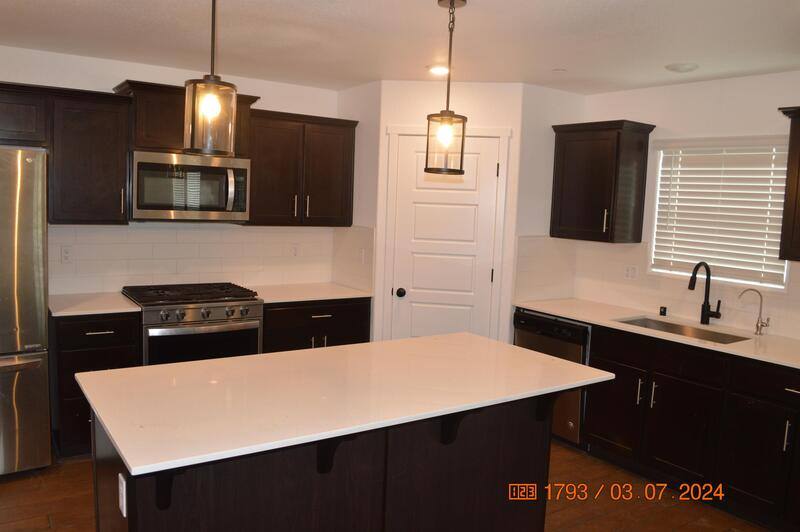 House for rent at 1663 Thistle Lane, Los Banos, CA 93635