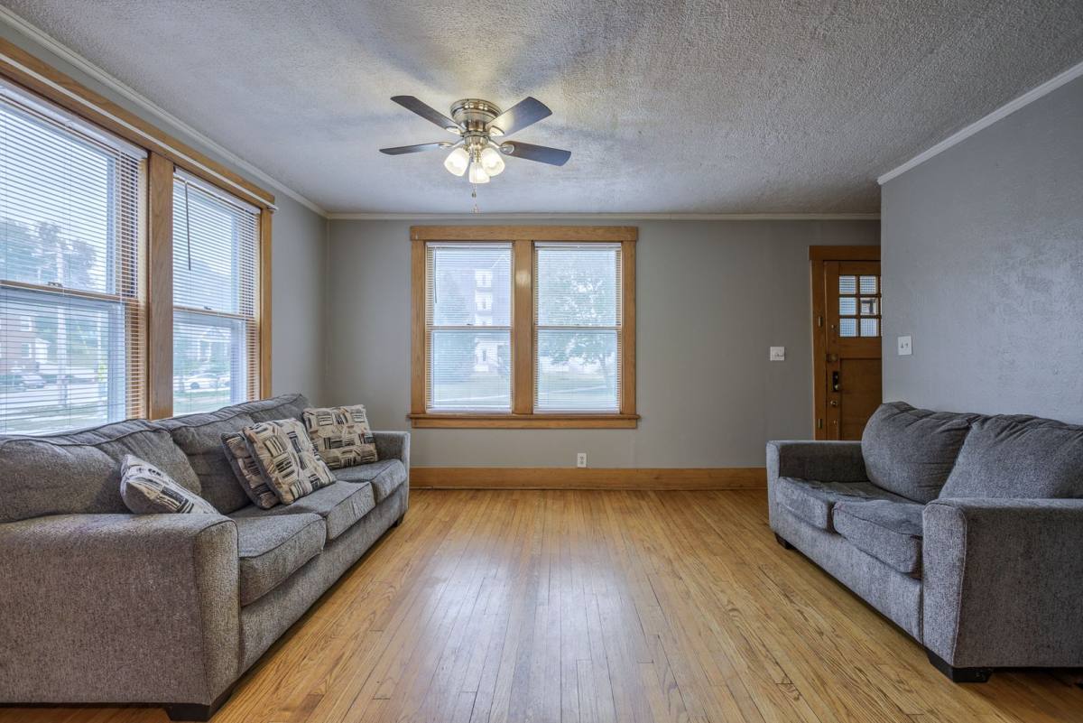 Apartment for rent at 3310 Jackson St, Omaha, NE 68105