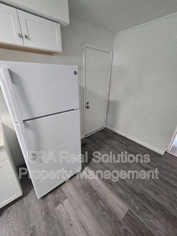 House for rent at 2564 Maybury Rd, Columbus, OH 43232