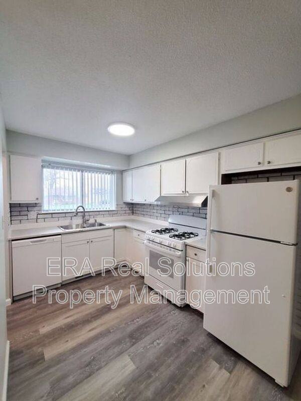House for rent at 2564 Maybury Rd, Columbus, OH 43232