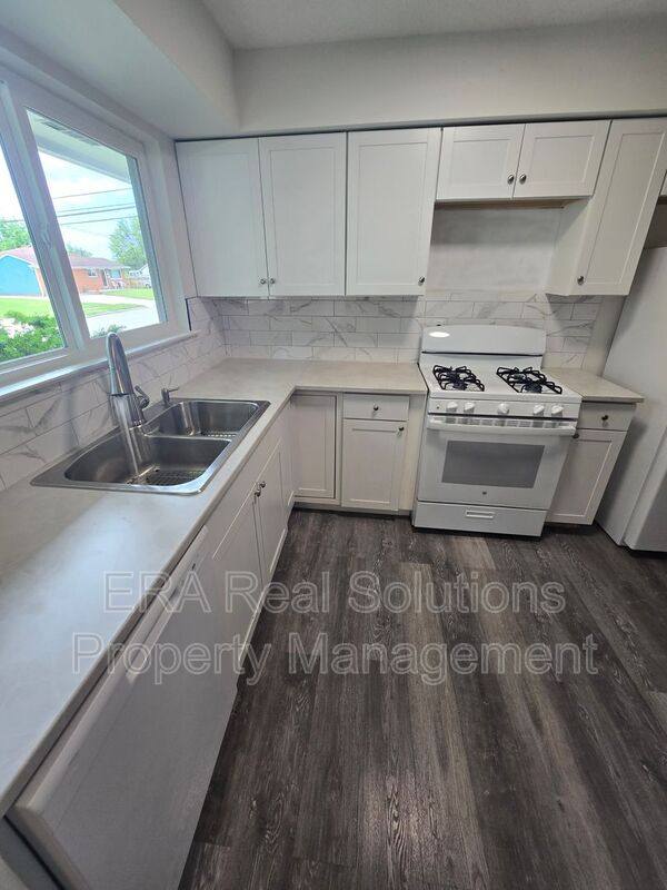 House for rent at 2564 Maybury Rd, Columbus, OH 43232