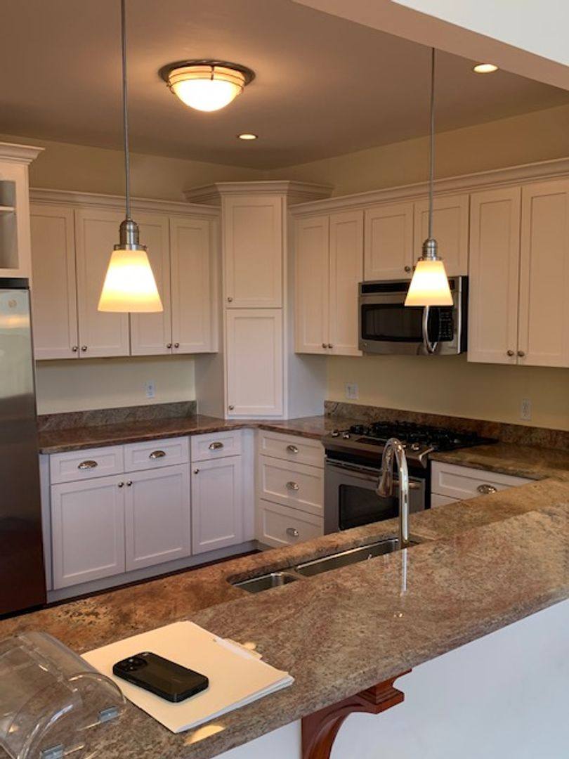 Apartment for rent at 22 White Oaks Lane, Reading, MA 01867