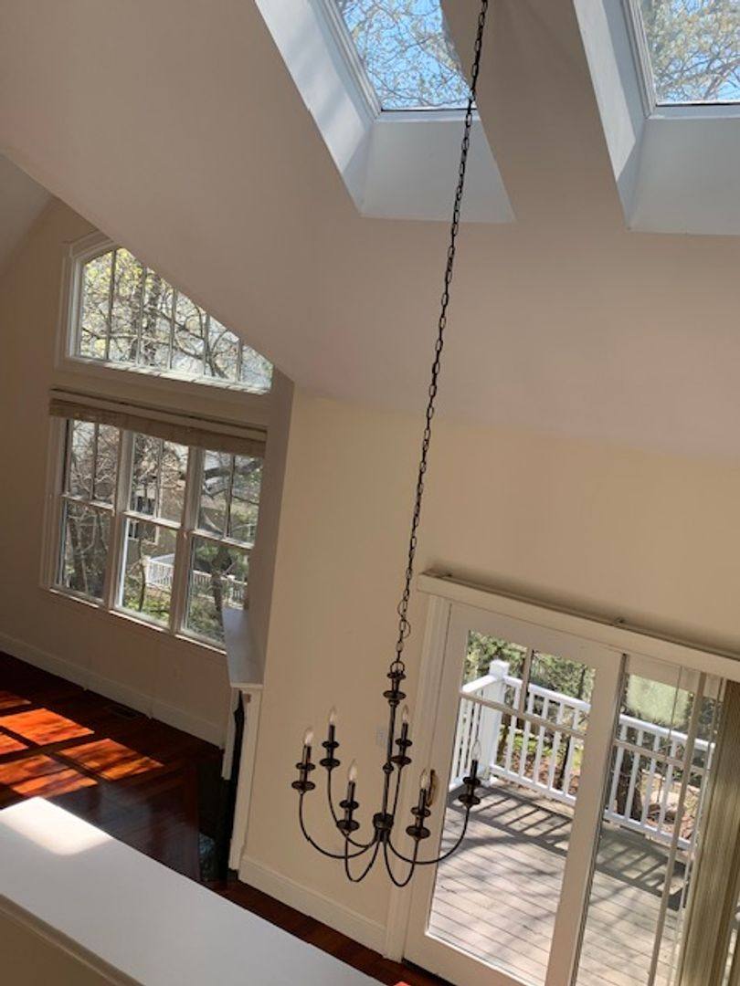 Apartment for rent at 22 White Oaks Lane, Reading, MA 01867