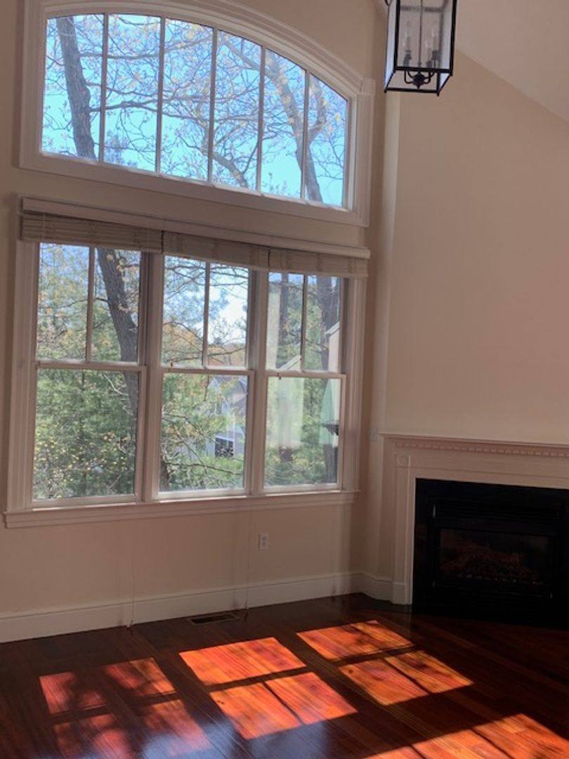 Apartment for rent at 22 White Oaks Lane, Reading, MA 01867
