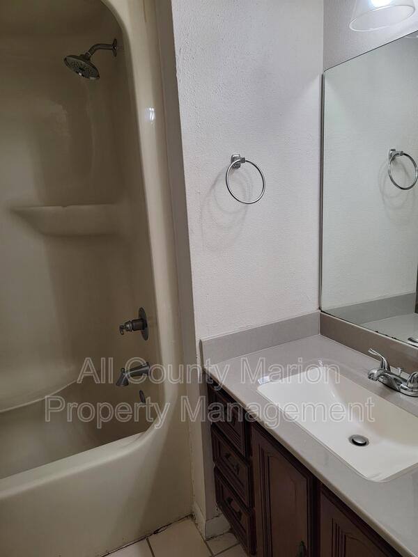Apartment for rent at 3041 SW 20th St #4, Ocala, FL 34474