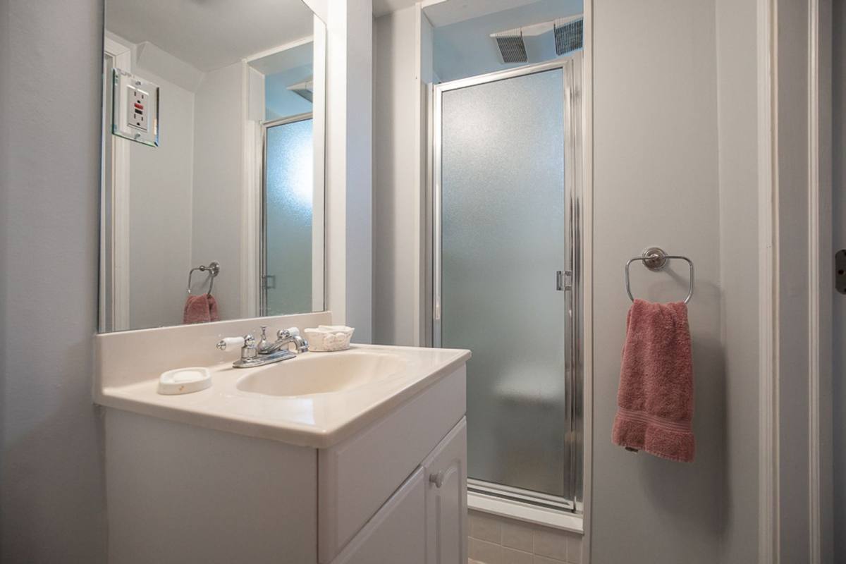 House for rent at 8310 Salisbury Dr, Cleveland, OH 44129