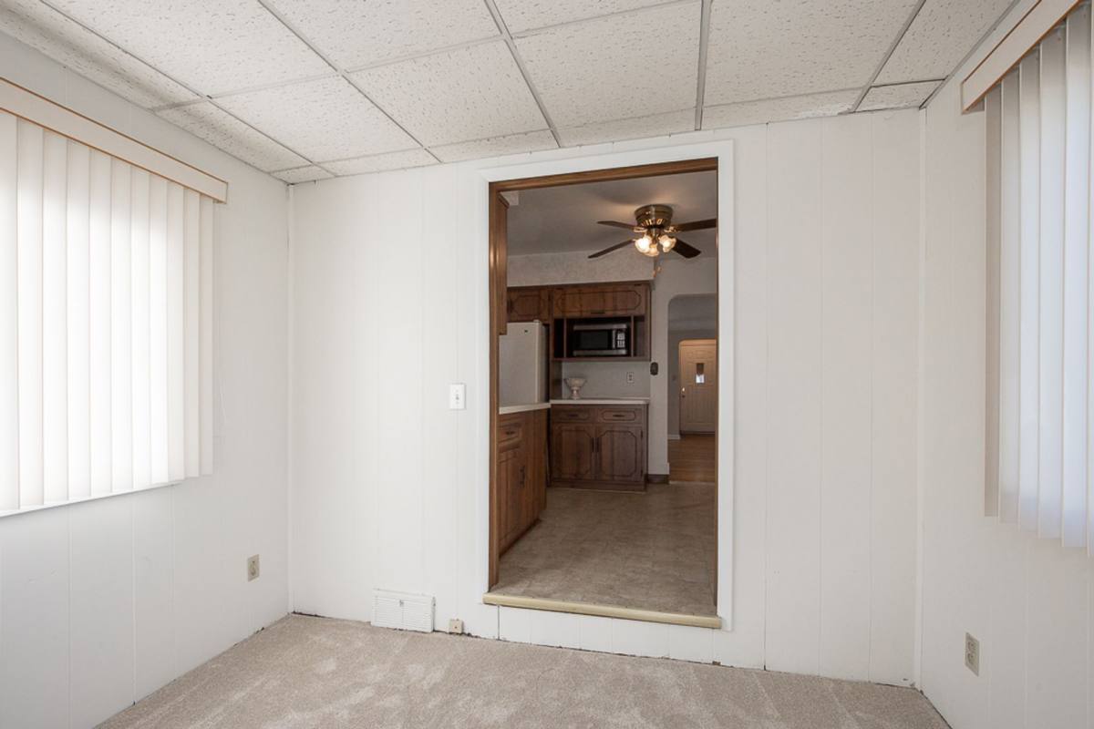 House for rent at 8310 Salisbury Dr, Cleveland, OH 44129