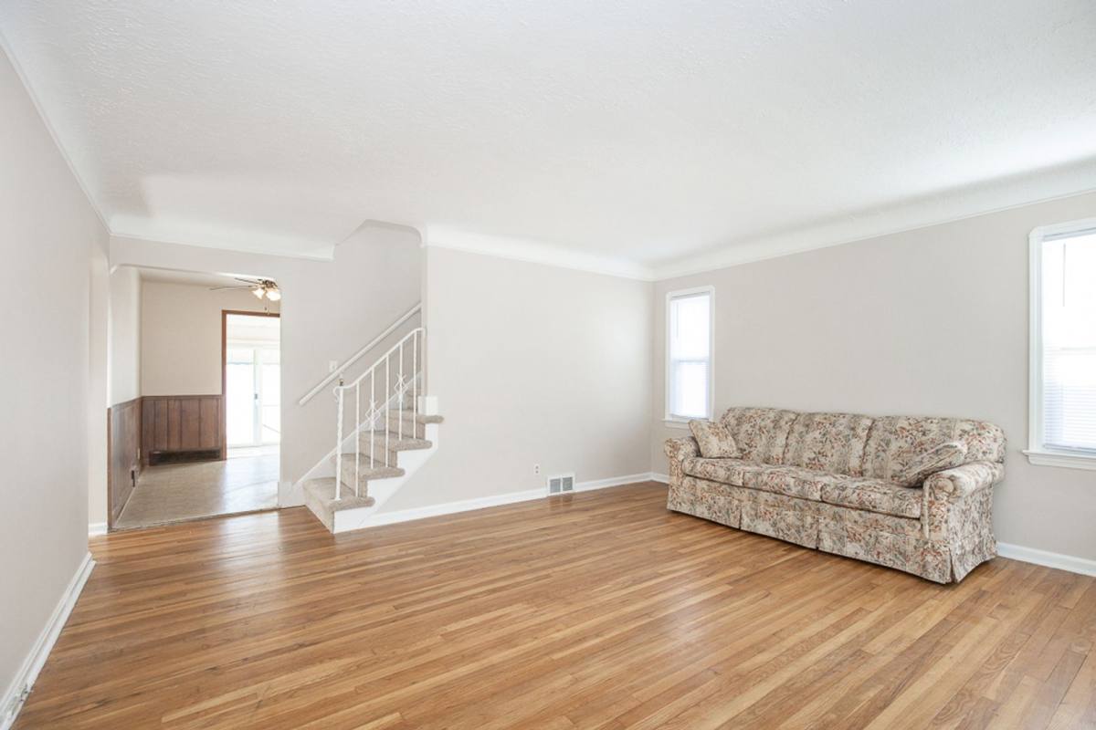 House for rent at 8310 Salisbury Dr, Cleveland, OH 44129