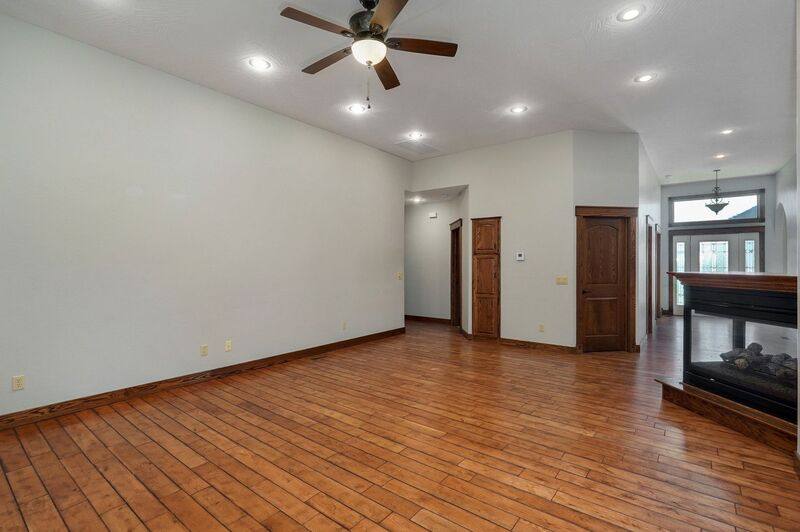 House for rent at 1367 E Siler Parkway, Springfield, MO 65804