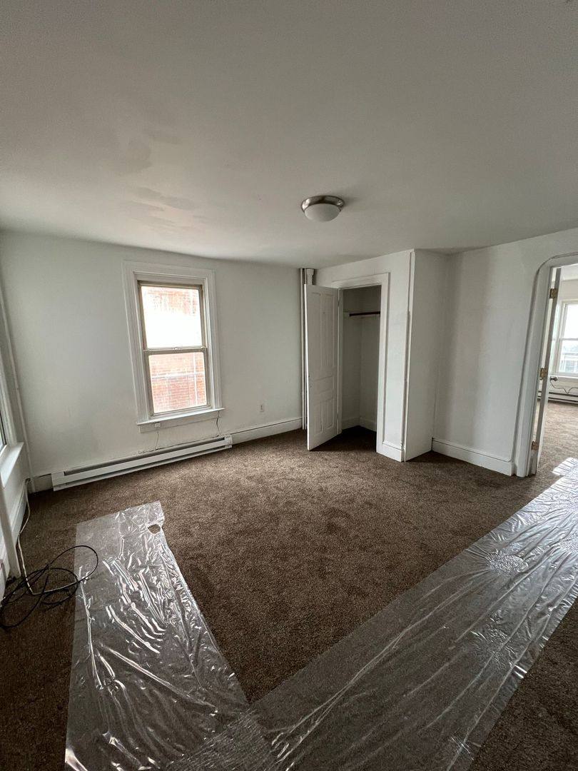 Apartment for rent at 1055 N Duke St, York, PA 17404
