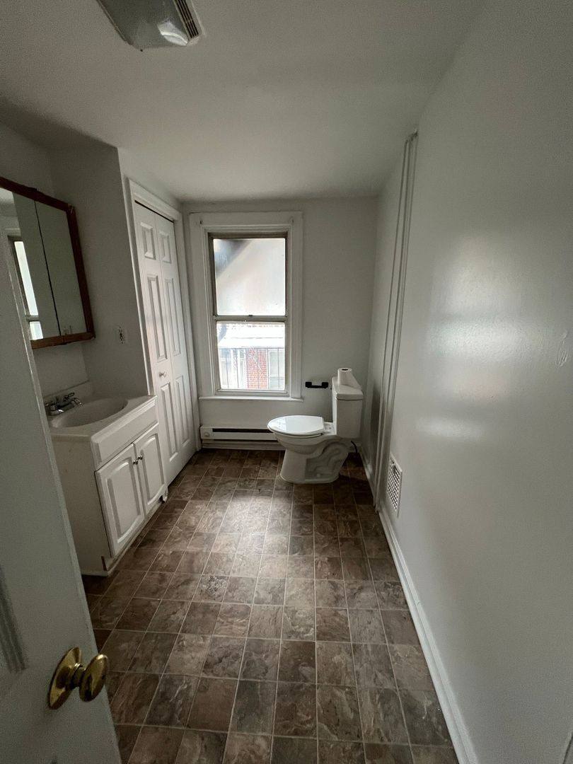 Apartment for rent at 1055 N Duke St, York, PA 17404