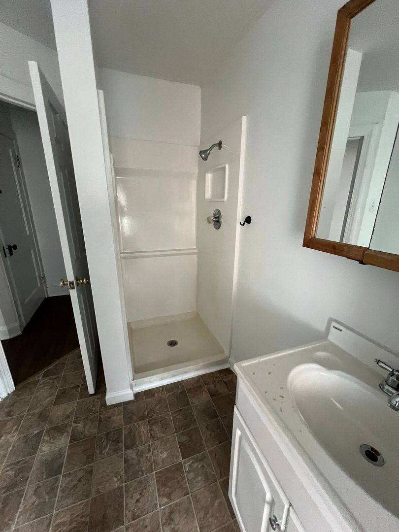 Apartment for rent at 1055 N Duke St, York, PA 17404
