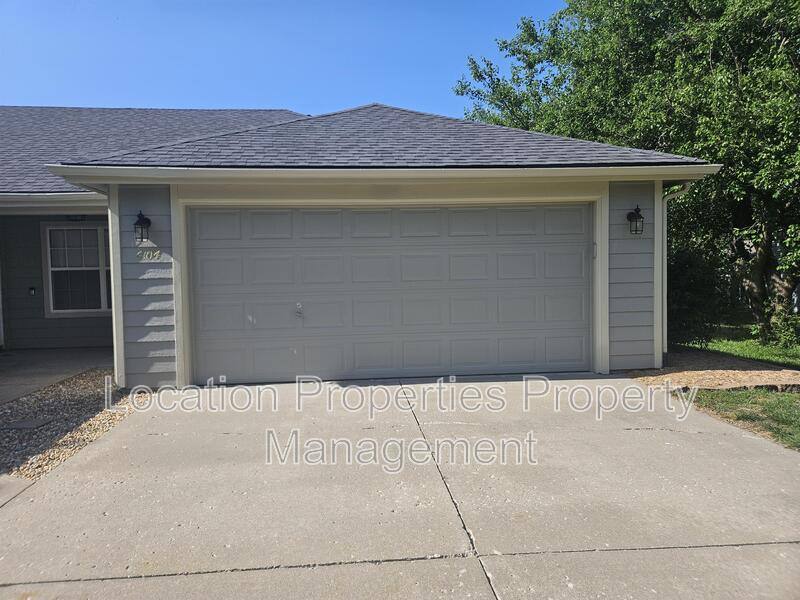 House for rent at 4104 Saddlehorn Dr, Lawrence, KS 66049