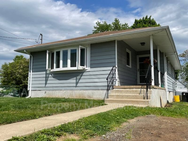 House for rent at 130 Hazel Ave, Trenton, NJ 08638
