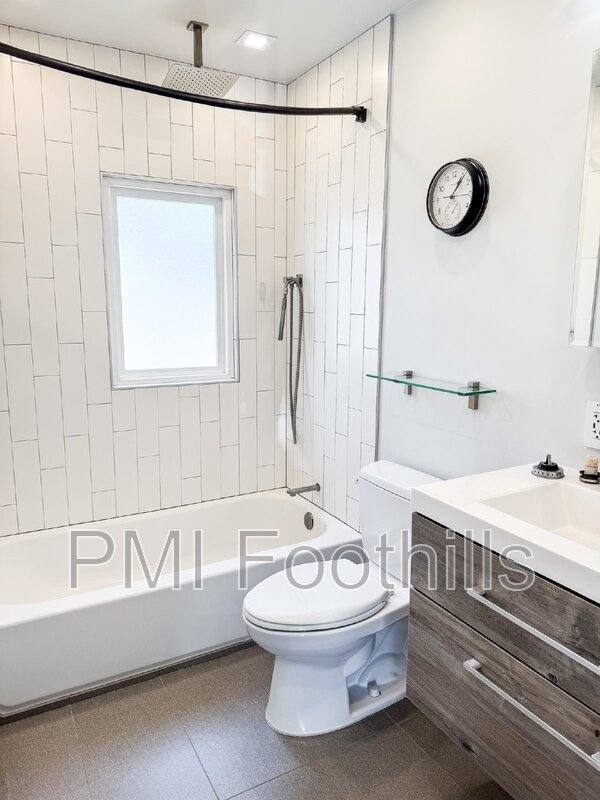 House for rent at 825 E Dartmouth Ave, Englewood, CO 80113