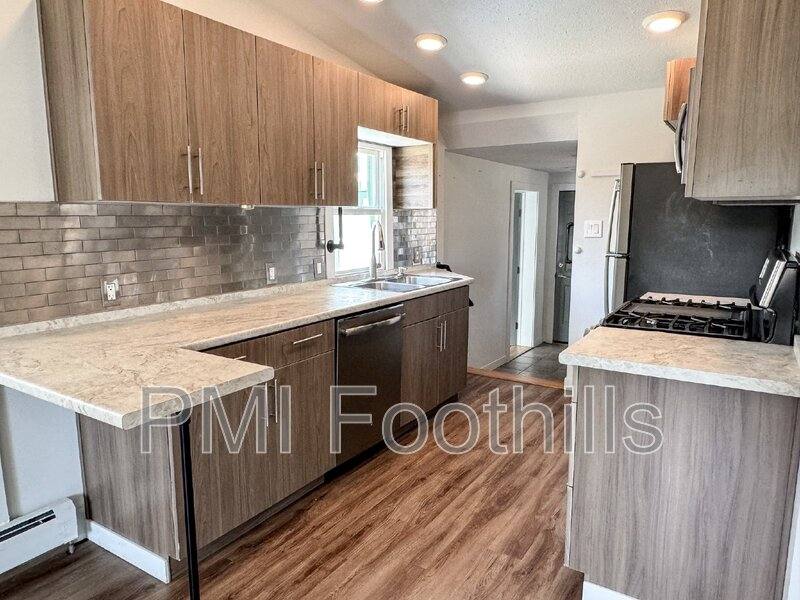 House for rent at 825 E Dartmouth Ave, Englewood, CO 80113