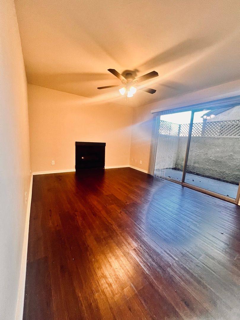 Apartment for rent at 393 Hamilton St, Costa Mesa, CA 92627