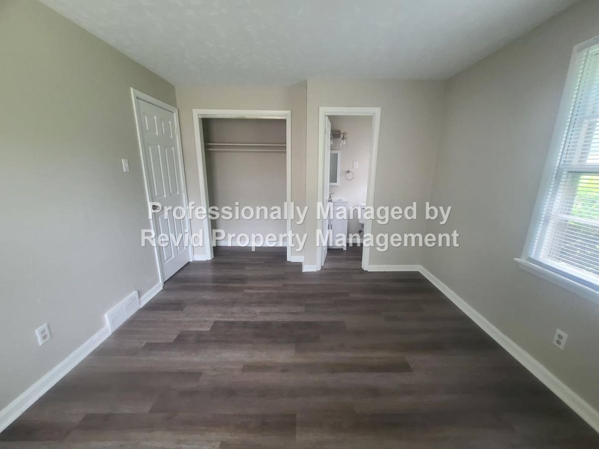 House for rent at 196 Ivan Rd, Memphis, TN 38109