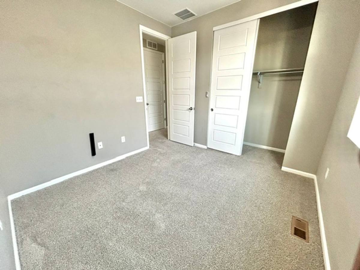 House for rent at 32 N Trussville St, Aurora, CO 80018