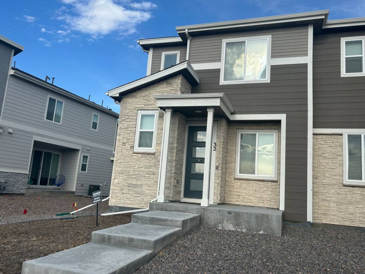 House for rent at 32 N Trussville St, Aurora, CO 80018