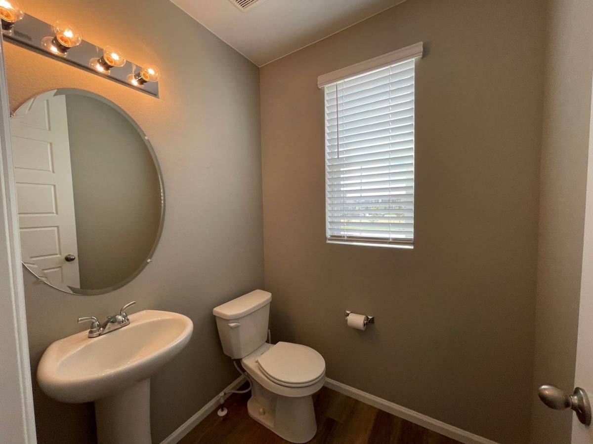 House for rent at 32 N Trussville St, Aurora, CO 80018