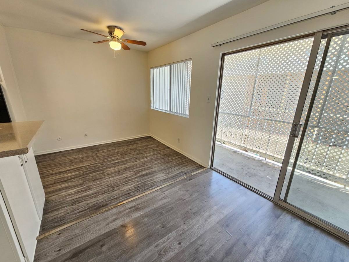 Apartment for rent at 8601 Balboa Blvd, Northridge, CA 91325