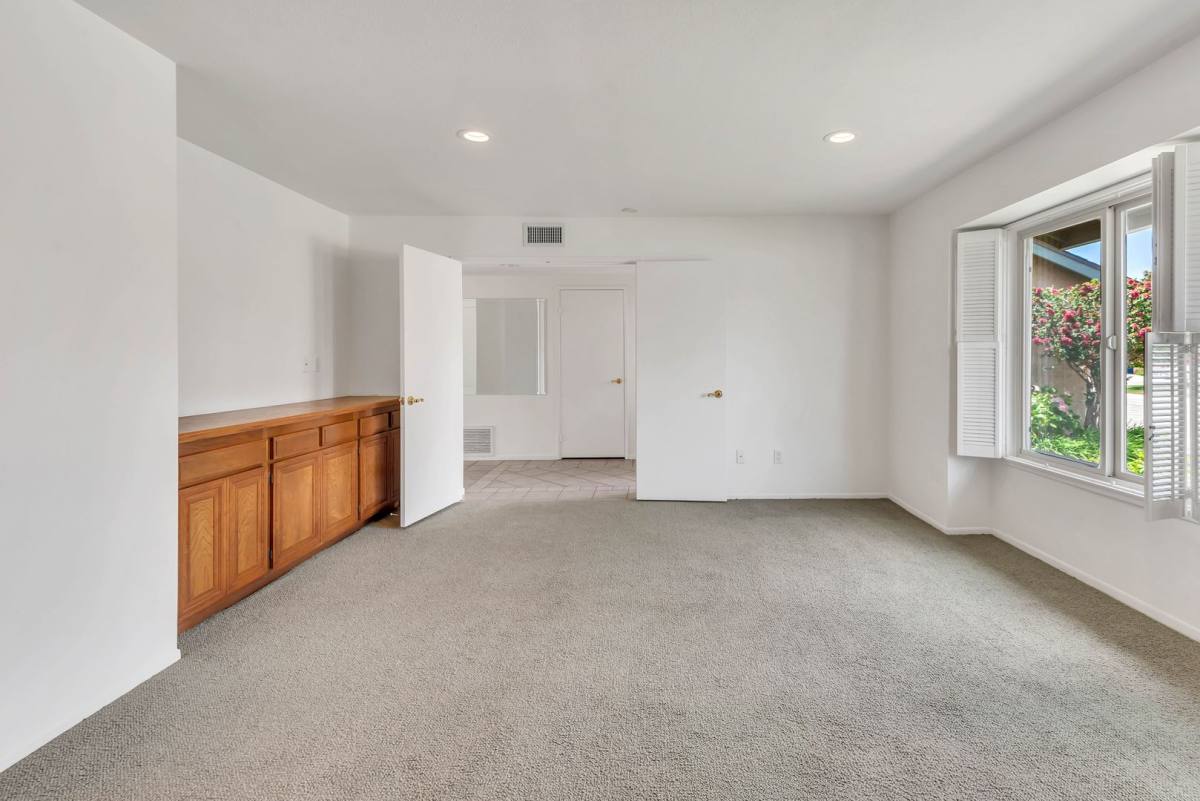 House for rent at 32118 Village, Camarillo, CA 93012
