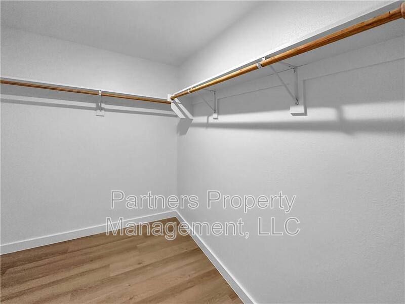 House for rent at 4390 W Glacier St, Fayetteville, AR 72704