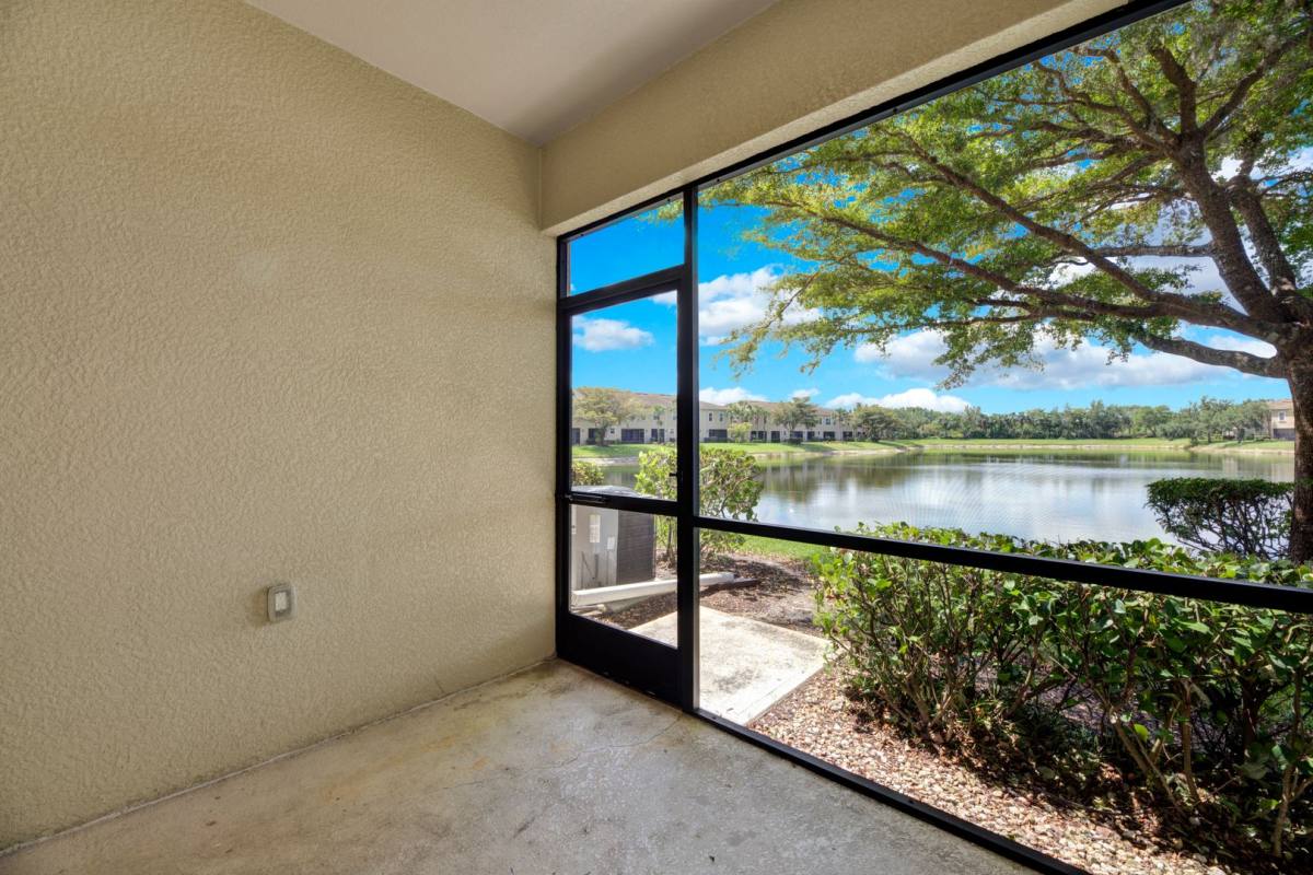 Townhouse for rent at 3171 Cottonwood Bend, Fort Myers, FL 33905