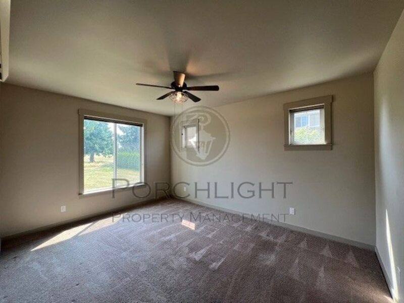 Townhouse for rent at 2200 Greenview Circle #1, Lynden, WA 98264