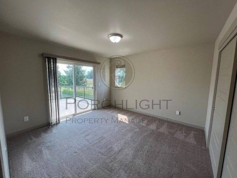 Townhouse for rent at 2200 Greenview Circle #1, Lynden, WA 98264
