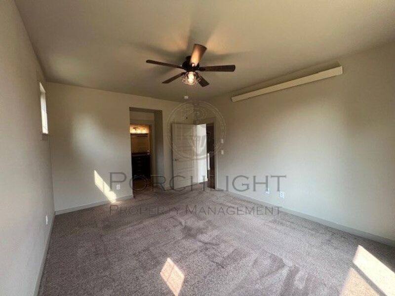 Townhouse for rent at 2200 Greenview Circle #1, Lynden, WA 98264