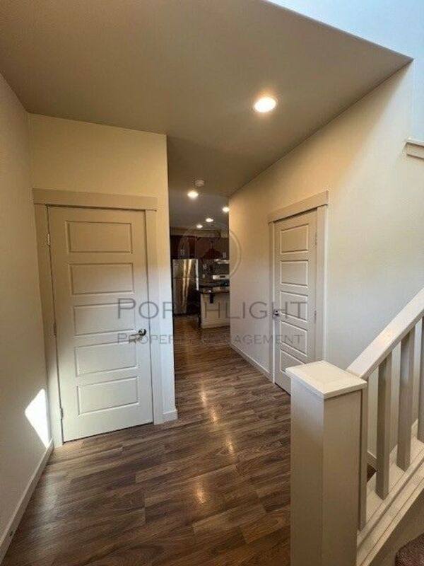 Townhouse for rent at 2200 Greenview Circle #1, Lynden, WA 98264