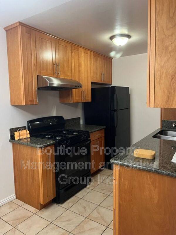 Apartment for rent at 930 E 1st St #16, Long Beach, CA 90802