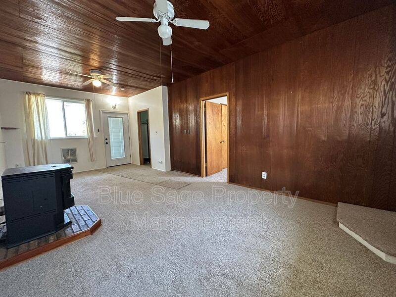 House for rent at 500 S 3rd Place, Sequim, WA 98382