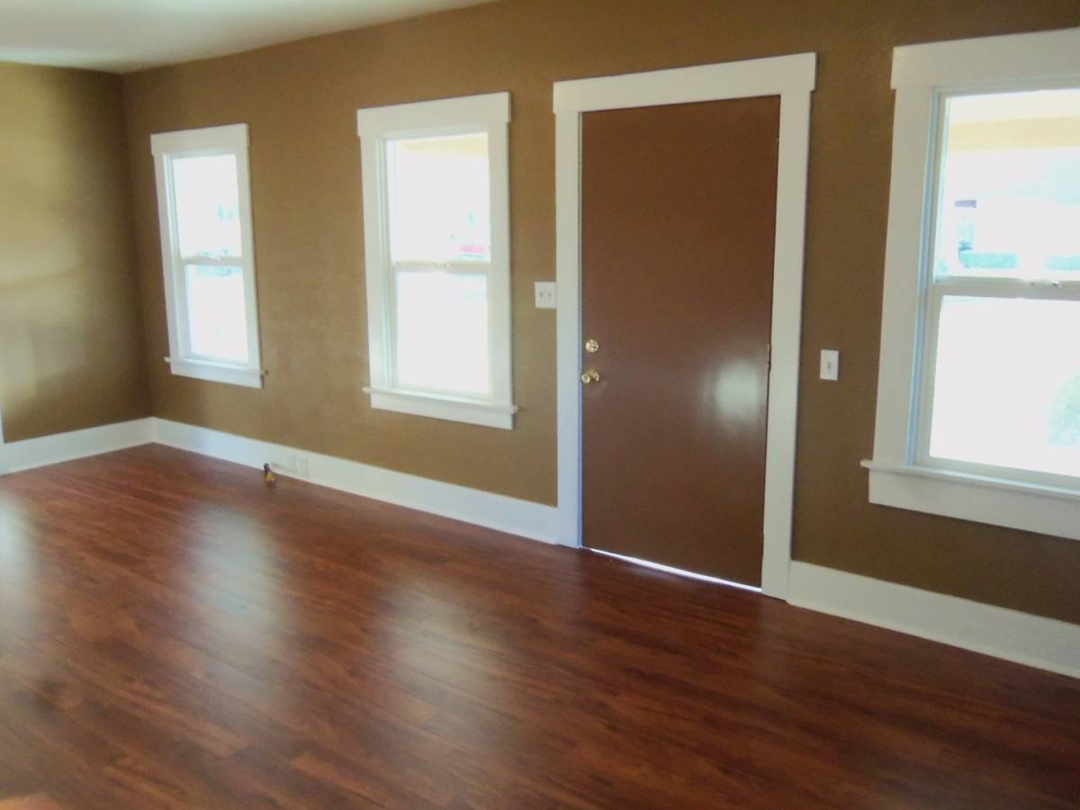 Apartment for rent at 929 W 22nd St, Merced, CA 95340