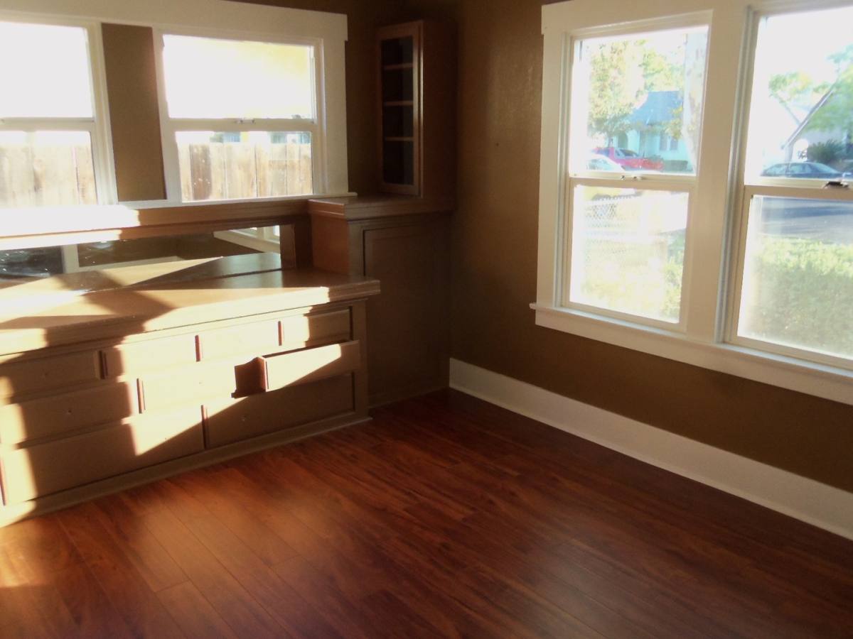 Apartment for rent at 929 W 22nd St, Merced, CA 95340