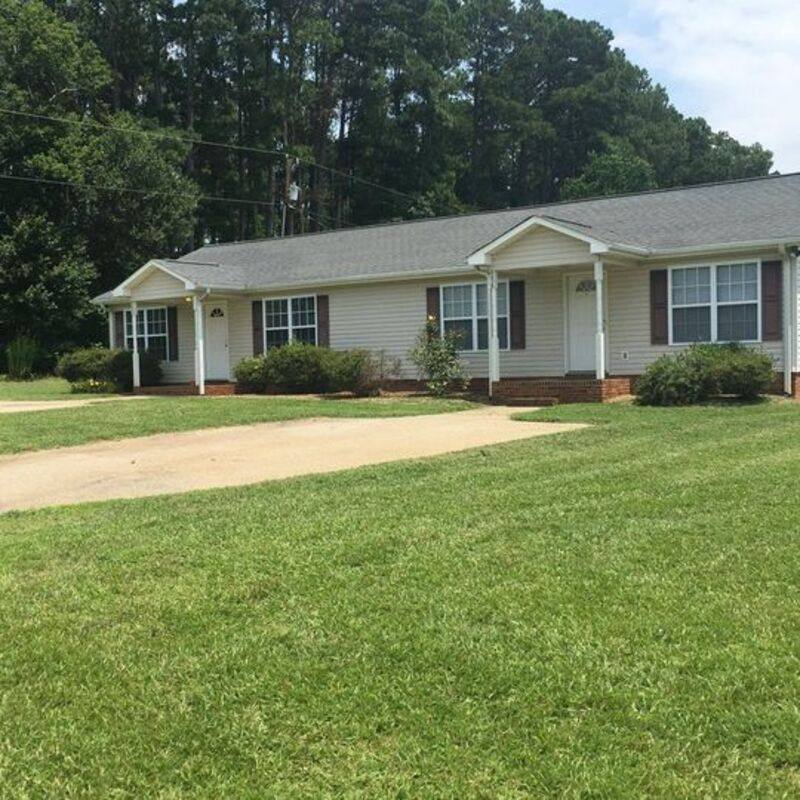 House for rent at 642A W Gap Creek Rd, Greer, SC 29651