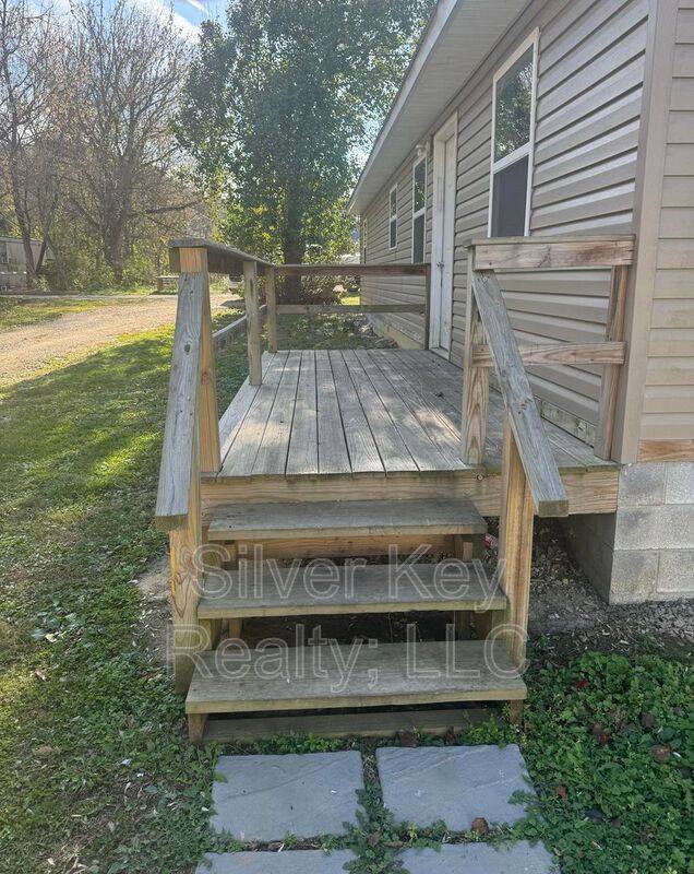 House for rent at 525 Scott St #1, Tellico Plains, TN 37385