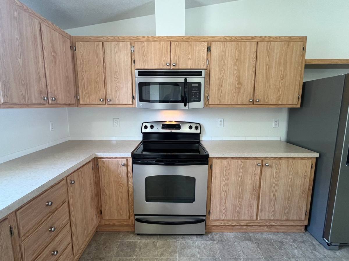 House for rent at 29426 Dane Lane, Junction City, OR 97448