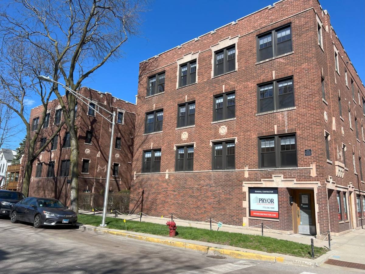 Apartment for rent at 4401-4411 N Hamilton, Chicago, IL 60625