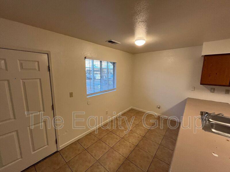 Apartment for rent at 120 E Henderson Ave #29, Porterville, CA 93257