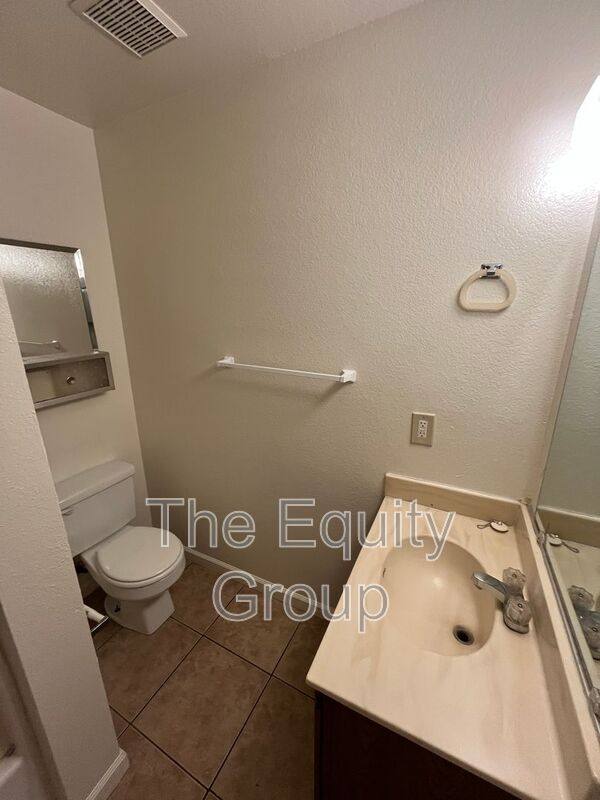 Apartment for rent at 120 E Henderson Ave #29, Porterville, CA 93257