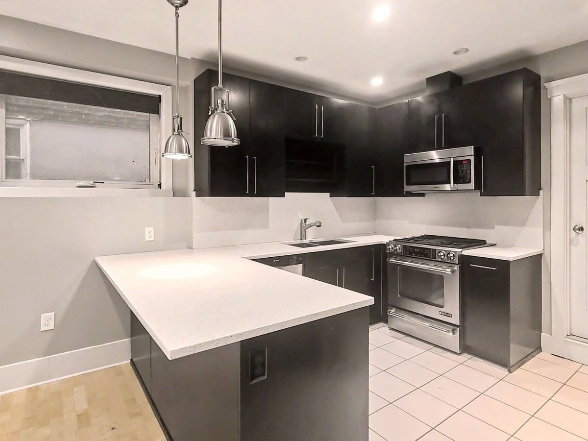 Apartment for rent at 1014 E Denny Way - B, Seattle, WA 98122