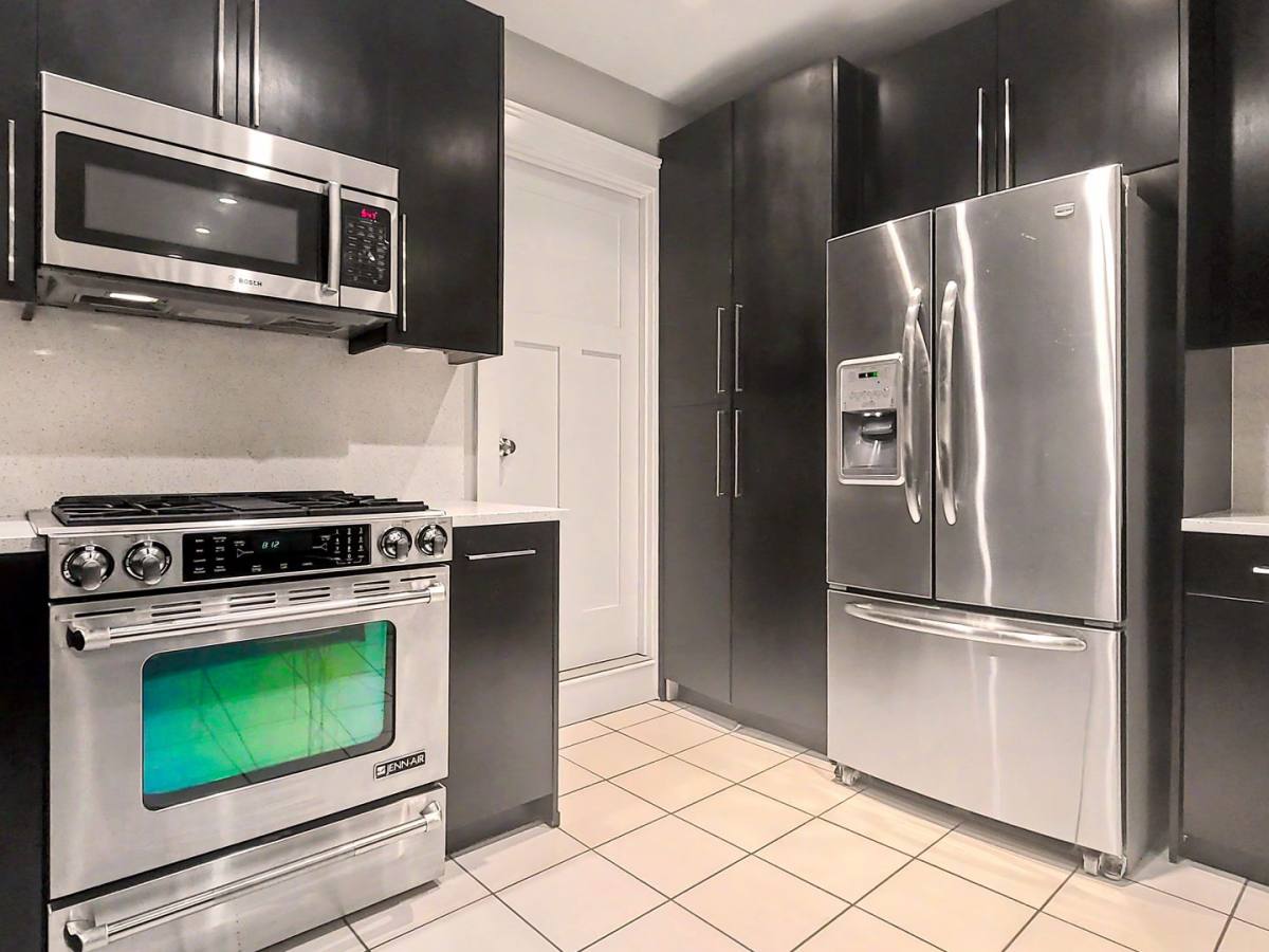 Apartment for rent at 1014 E Denny Way - B, Seattle, WA 98122