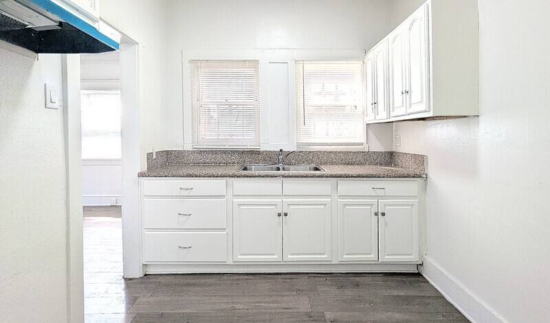 Apartment for rent at 435 W 4th St, Long Beach, CA 90802