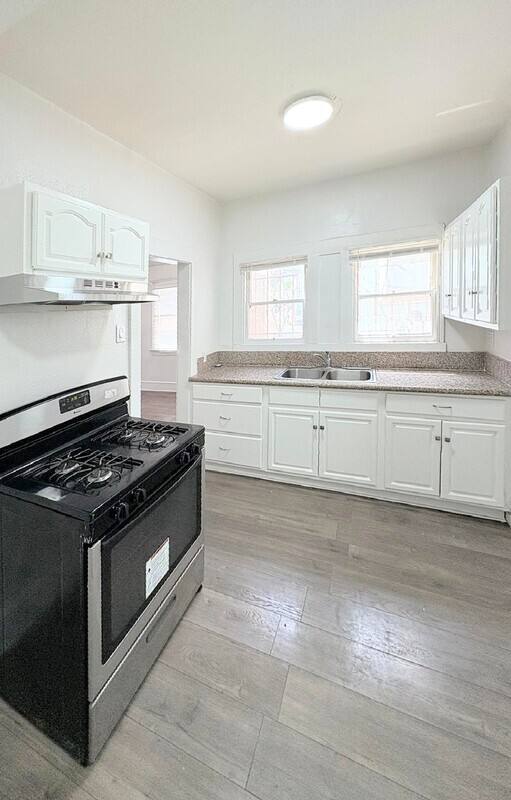 Apartment for rent at 435 W 4th St, Long Beach, CA 90802