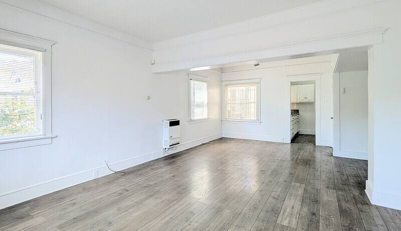 Apartment for rent at 435 W 4th St, Long Beach, CA 90802