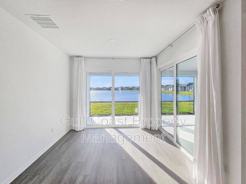 House for rent at 11224 Shoreline Trail, Parrish, FL 34219